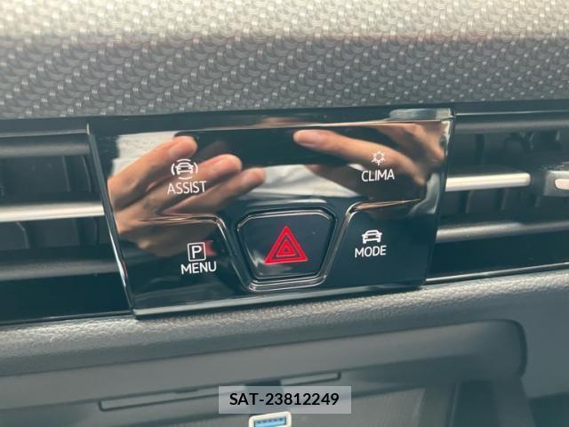 VolksWagen GOLF 2021-06 7730696-20