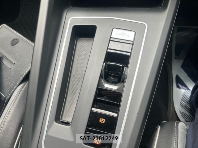 VolksWagen GOLF 2021-06 7730696-21