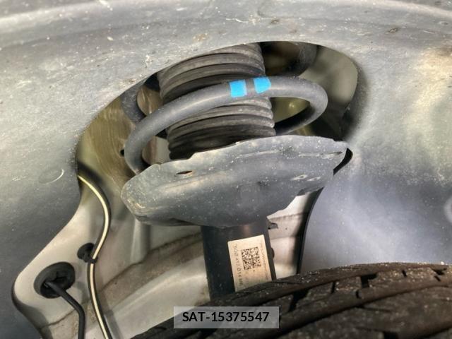 VolksWagen GOLF 2017-06 7730698-6
