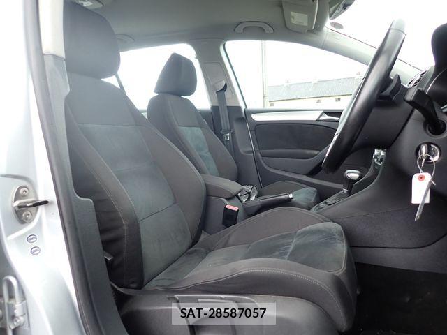 VolksWagen GOLF 2009-06 7730691-16