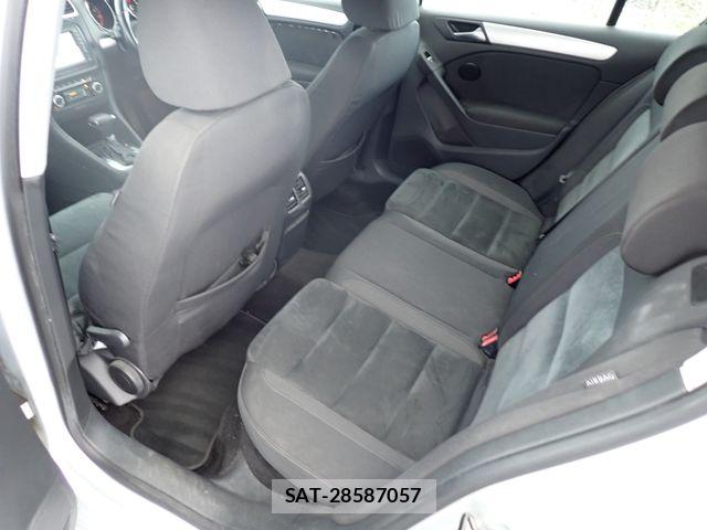 VolksWagen GOLF 2009-06 7730691-20