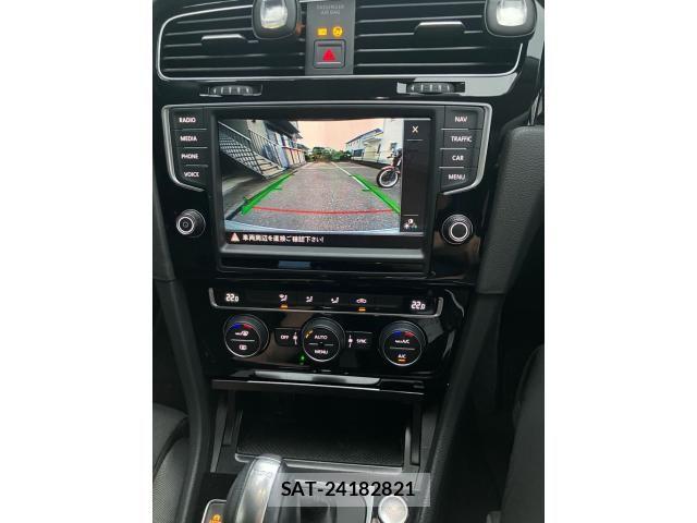 VolksWagen GOLF 2015-02 7730699-10