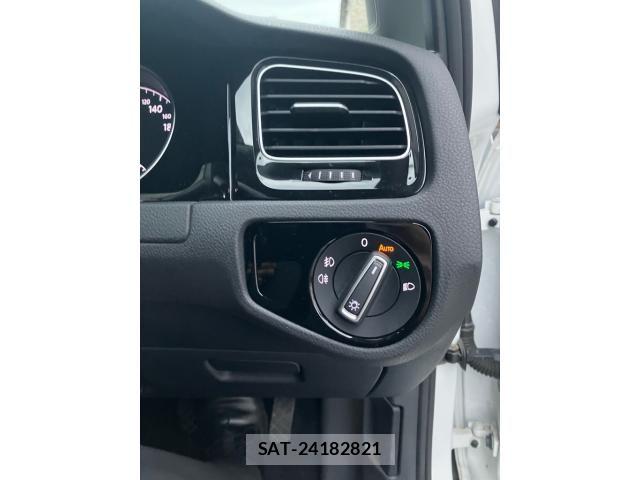 VolksWagen GOLF 2015-02 7730699-12