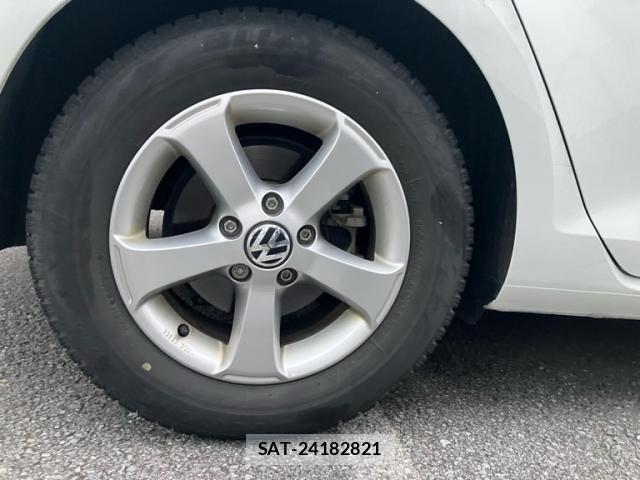 VolksWagen GOLF 2015-02 7730699-17