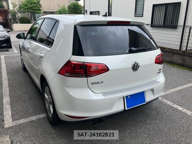 VolksWagen GOLF 2015-02 7730699-3