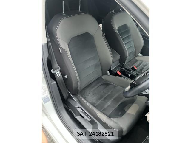 VolksWagen GOLF 2015-02 7730699-6