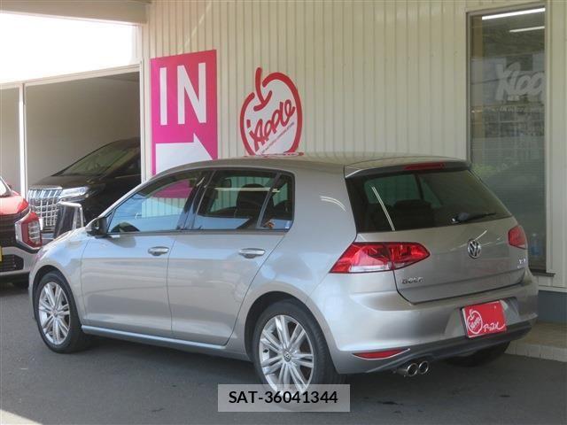 VolksWagen GOLF 2013-07 7730700-1