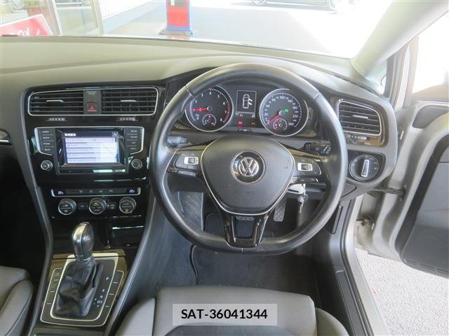 VolksWagen GOLF 2013-07 7730700-5
