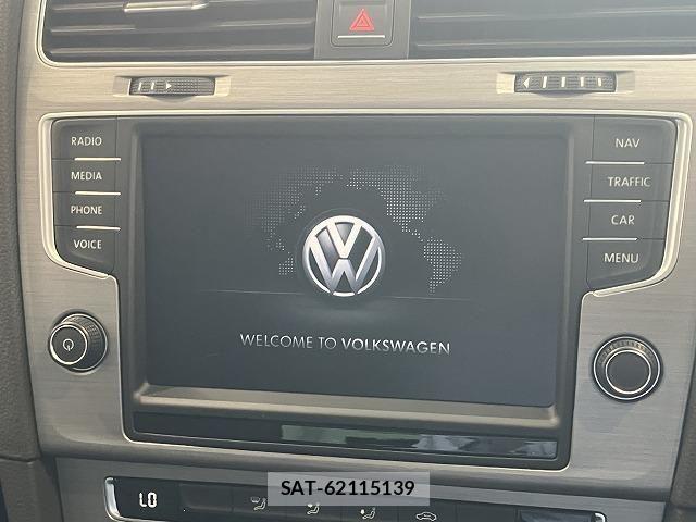VolksWagen GOLF 2016-11 7730697-2