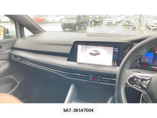 VolksWagen GOLF 2021-07 7730695-27