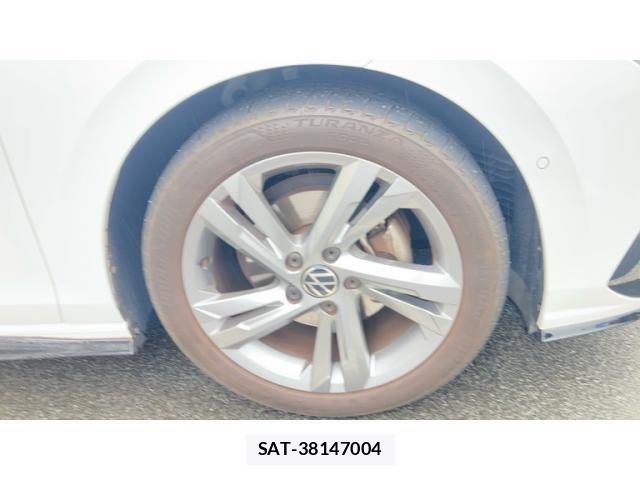 VolksWagen GOLF 2021-07 7730695-5