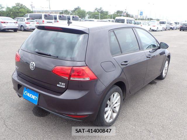 VolksWagen GOLF 2015-07 7730689-10