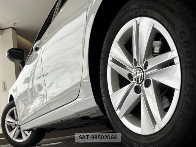 VolksWagen GOLF 2022-02 7730693-10