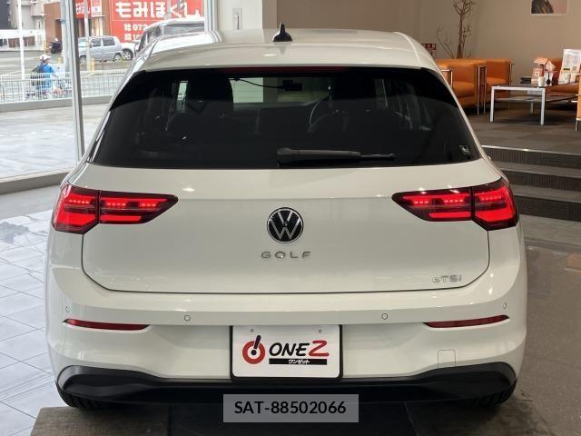 VolksWagen GOLF 2022-02 7730693-12