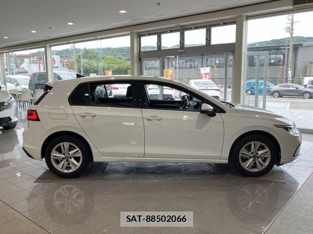 VolksWagen GOLF 2022-02 7730693-13