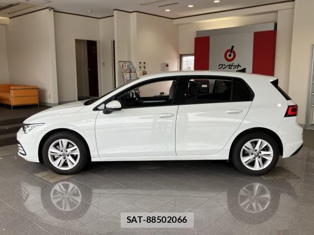 VolksWagen GOLF 2022-02 7730693-14