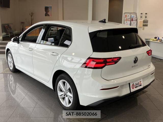 VolksWagen GOLF 2022-02 7730693-18