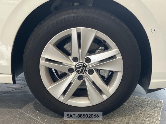VolksWagen GOLF 2022-02 7730693-21