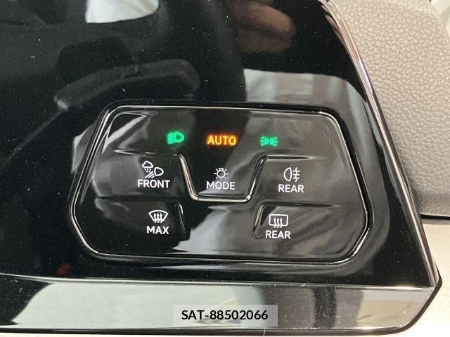 VolksWagen GOLF 2022-02 7730693-6