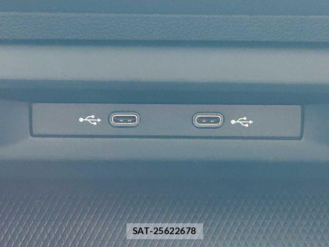 VolksWagen GOLF 2021-08 7790490-10