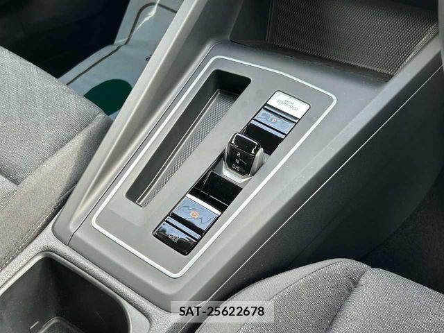 VolksWagen GOLF 2021-08 7790490-11