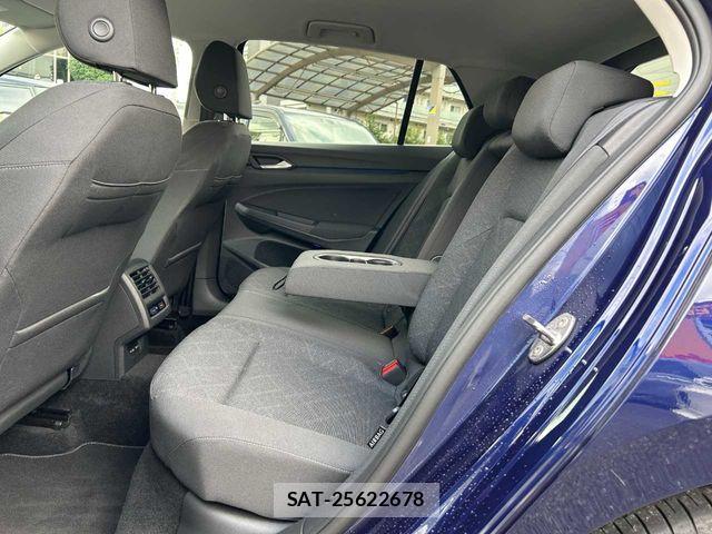 VolksWagen GOLF 2021-08 7790490-26