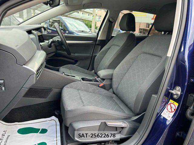 VolksWagen GOLF 2021-08 7790490-27