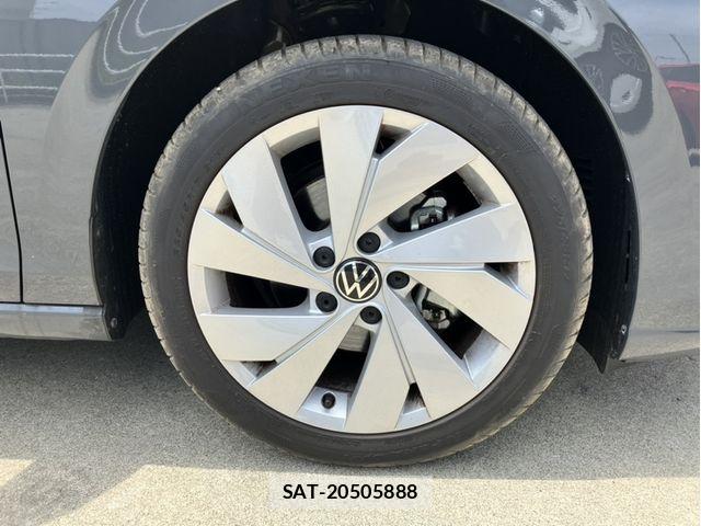 VolksWagen GOLF 2025-12 7790494-4