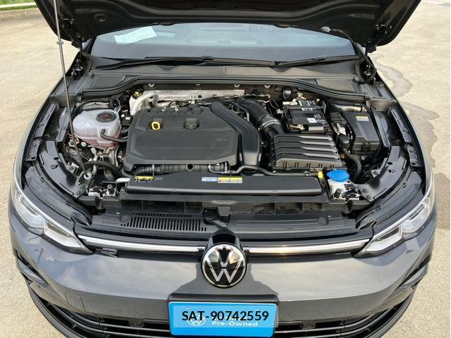 VolksWagen GOLF 2023-07 7790493-15