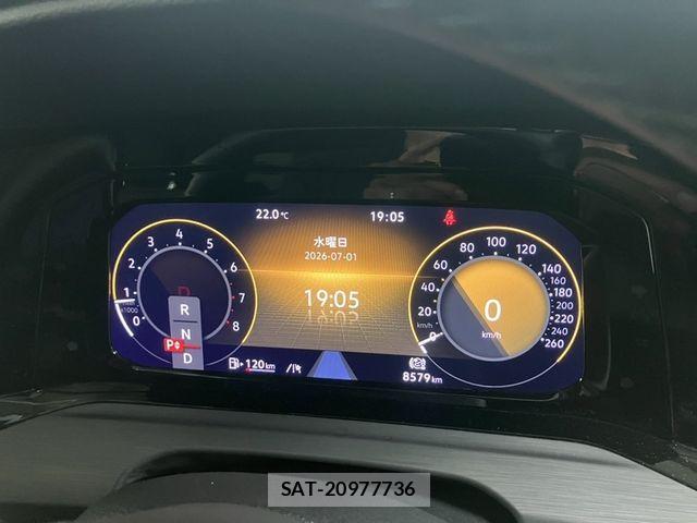 VolksWagen GOLF 2021-10 7790491-3