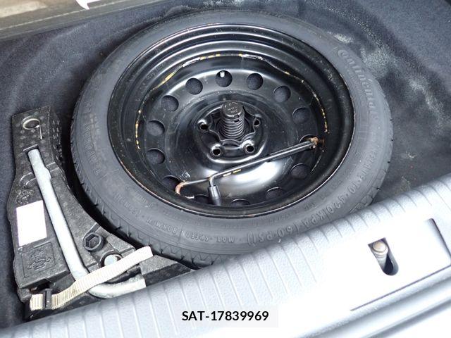 VolksWagen GOLF 2014-10 7880455-26