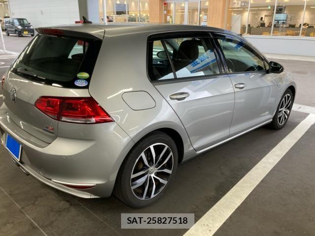 VolksWagen GOLF 2014-05 7880465-10