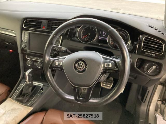 VolksWagen GOLF 2014-05 7880465-18