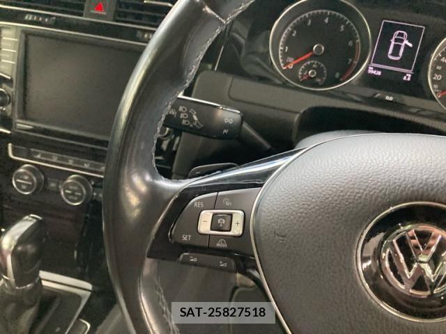 VolksWagen GOLF 2014-05 7880465-20
