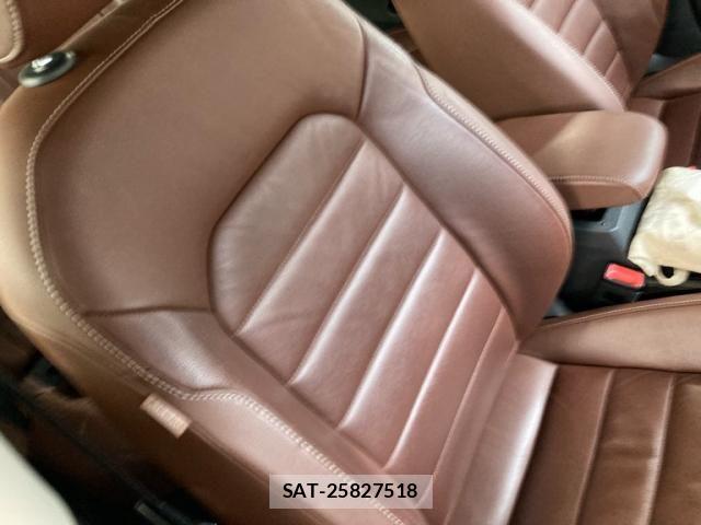 VolksWagen GOLF 2014-05 7880465-21