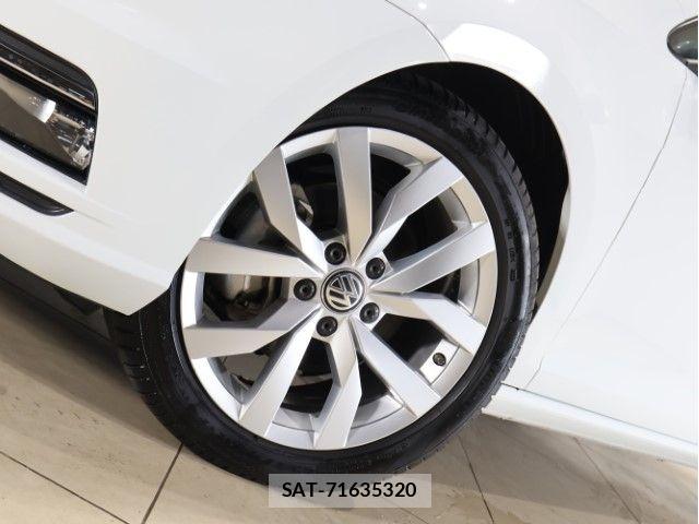 VolksWagen GOLF 2018-05 7880463-13