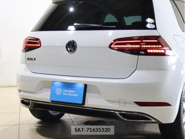 VolksWagen GOLF 2018-05 7880463-15