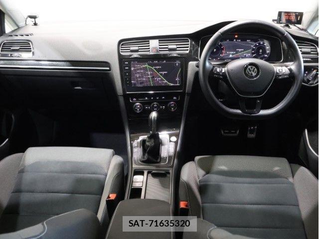 VolksWagen GOLF 2018-05 7880463-17