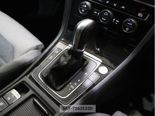 VolksWagen GOLF 2018-05 7880463-22