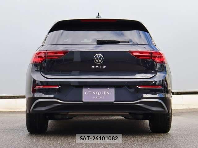 VolksWagen GOLF 2023-11 7880457-4