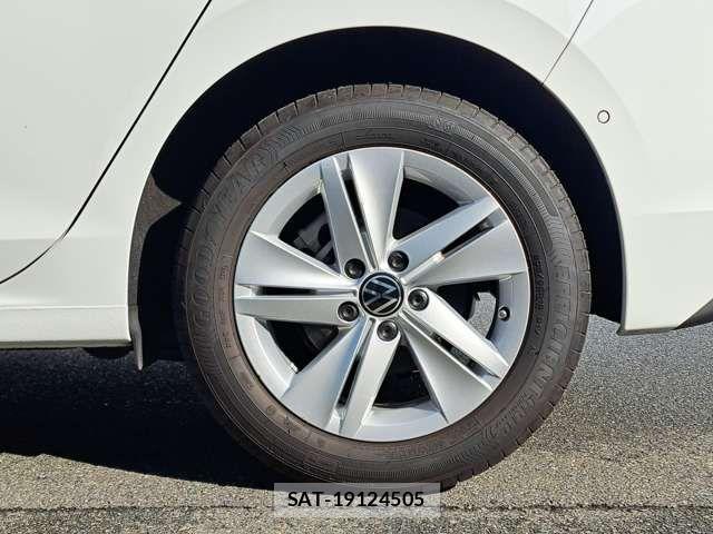 VolksWagen GOLF 2021-06 7880459-10