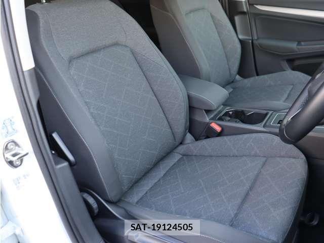 VolksWagen GOLF 2021-06 7880459-15