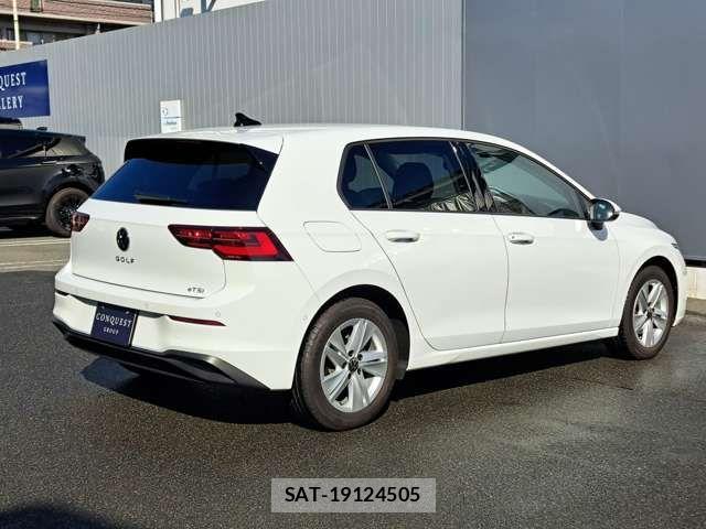 VolksWagen GOLF 2021-06 7880459-5