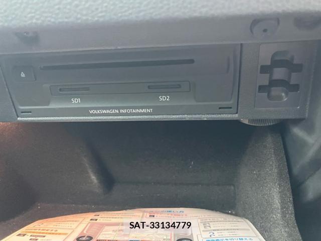VolksWagen GOLF 2015-08 7880467-19
