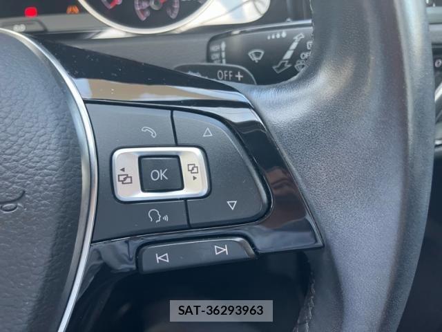 VolksWagen GOLF 2015-10 7964382-14