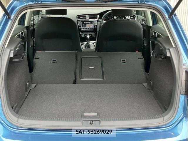 VolksWagen GOLF 2014-03 7981560-10