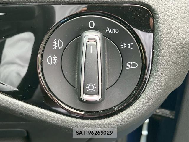 VolksWagen GOLF 2014-03 7981560-18