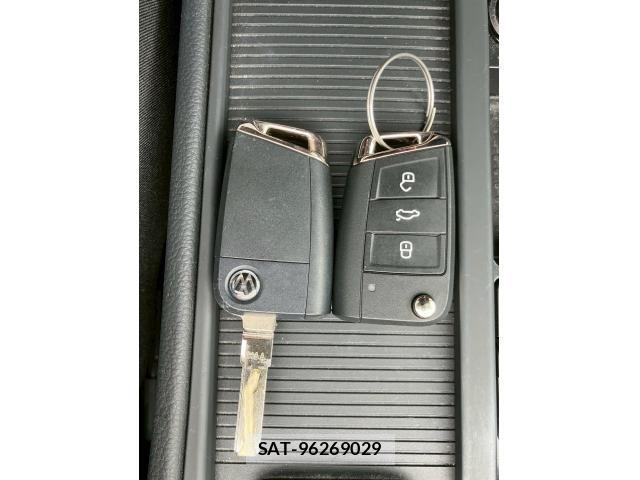 VolksWagen GOLF 2014-03 7981560-26