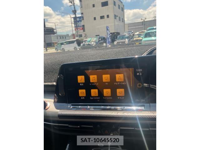 VolksWagen GOLF 2021-08 7981558-13