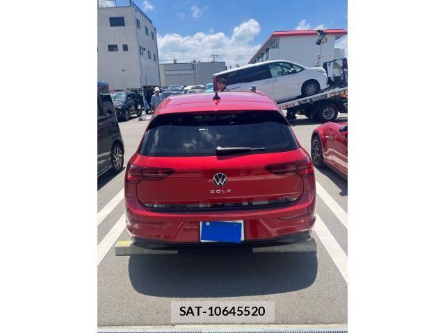 VolksWagen GOLF 2021-08 7981558-1